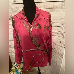 Long sleeve pink real tree 1/4 zip front shirt